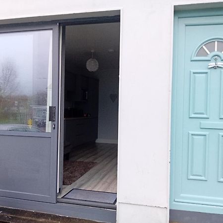 Compact One Bed Apartment Near University Of Limerick Junction Exteriör bild